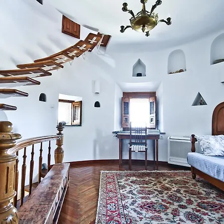 Castle Panigirakis Hotel